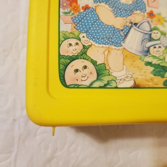 CABBAGE PATCH KIDS PLASTIC LUNCH BOX WITH THERMOS - Picture 12 of 16
